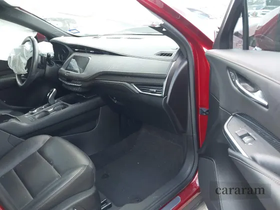 2023 Cadillac XT4 FWD Sport