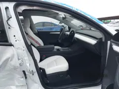 2024 Tesla Model Y Performance