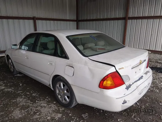 2000 Toyota Avalon XL