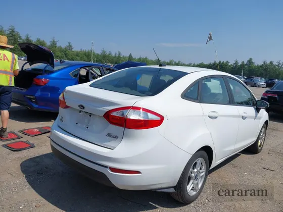 2018 Ford Fiesta SE