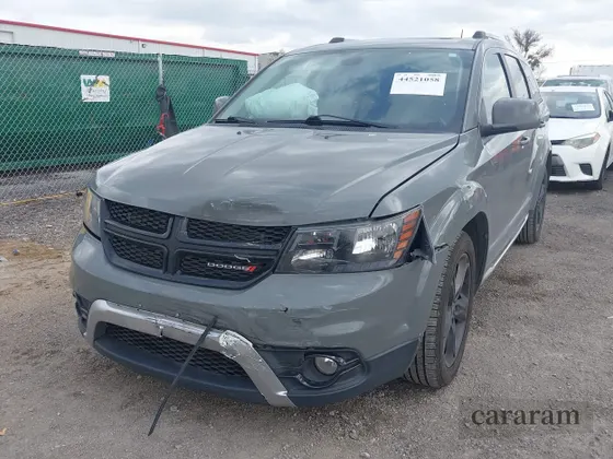 2020 Dodge Journey Crossroad