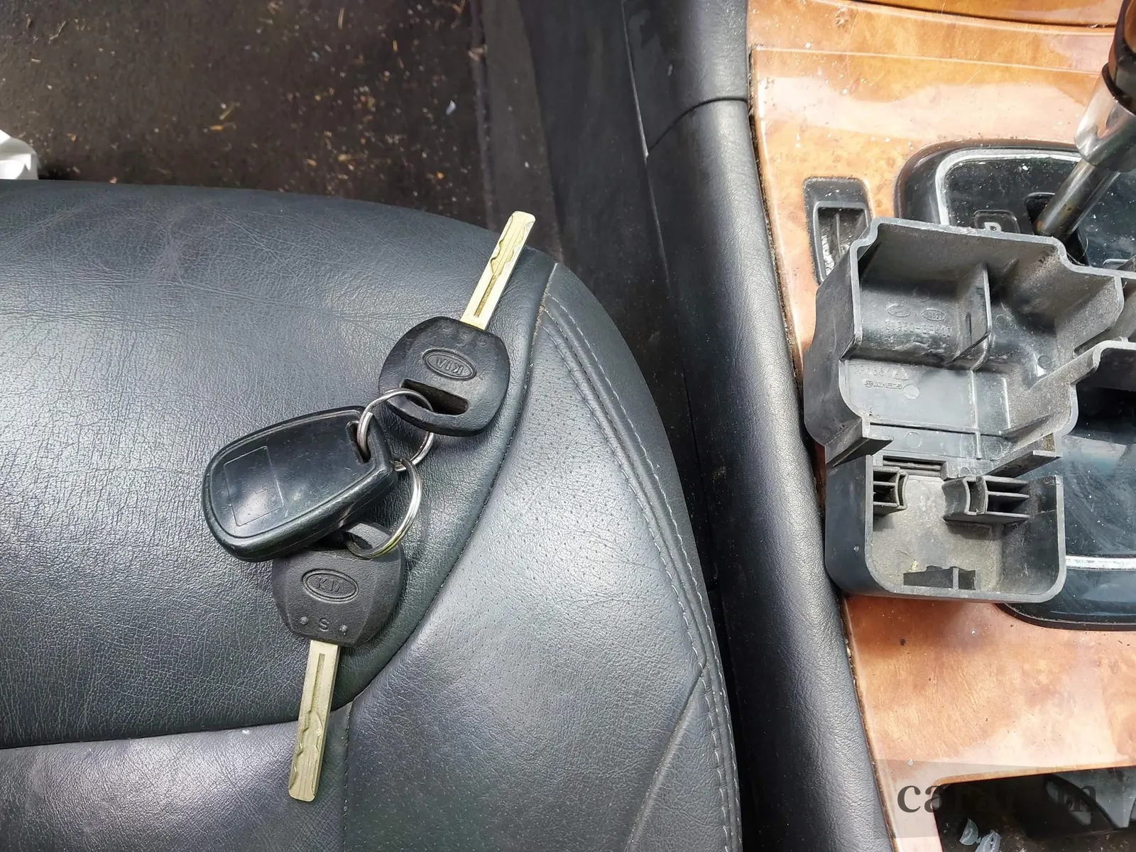 2005 Kia Amanti