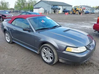 2000 Ford Mustang GT