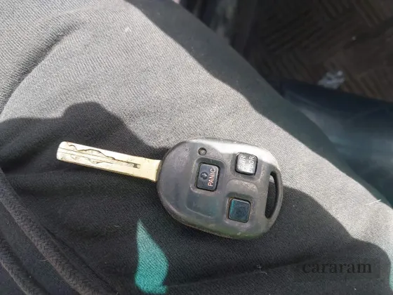 2004 Lexus RX 330