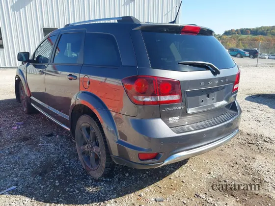2020 Dodge Journey Crossroad
