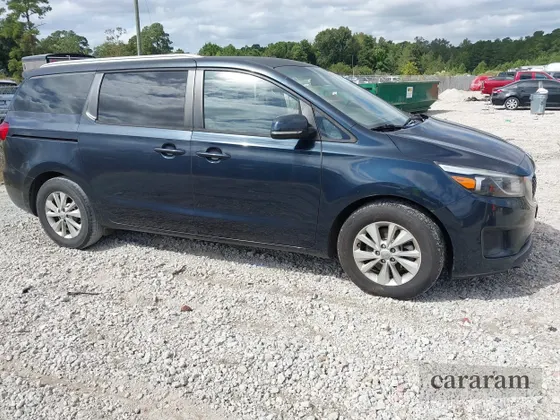 2015 Kia Sedona LX