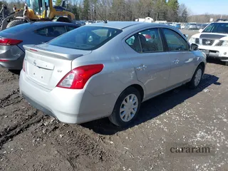 2019 Nissan Versa SV