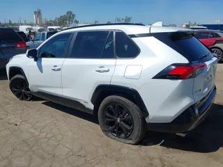 2024 Toyota RAV4 Hybrid SE