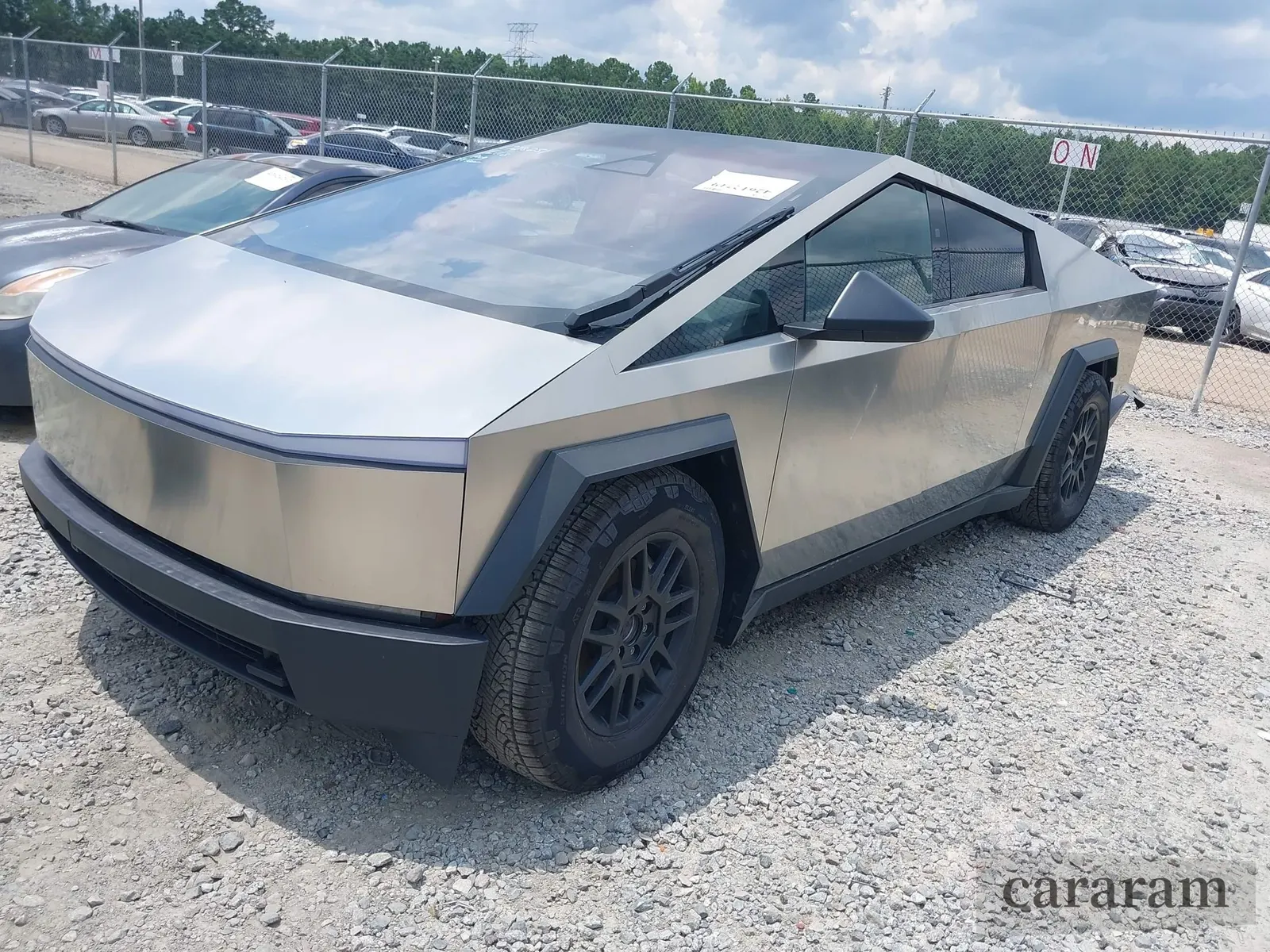 2024 Tesla Cybertruck