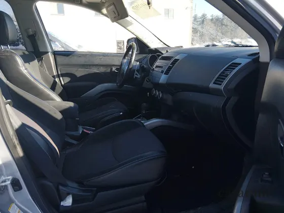 2009 Mitsubishi Outlander XLS