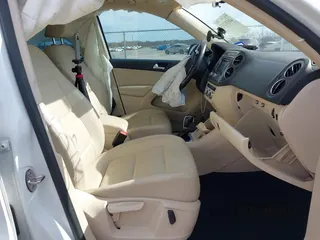 2014 Volkswagen Tiguan S