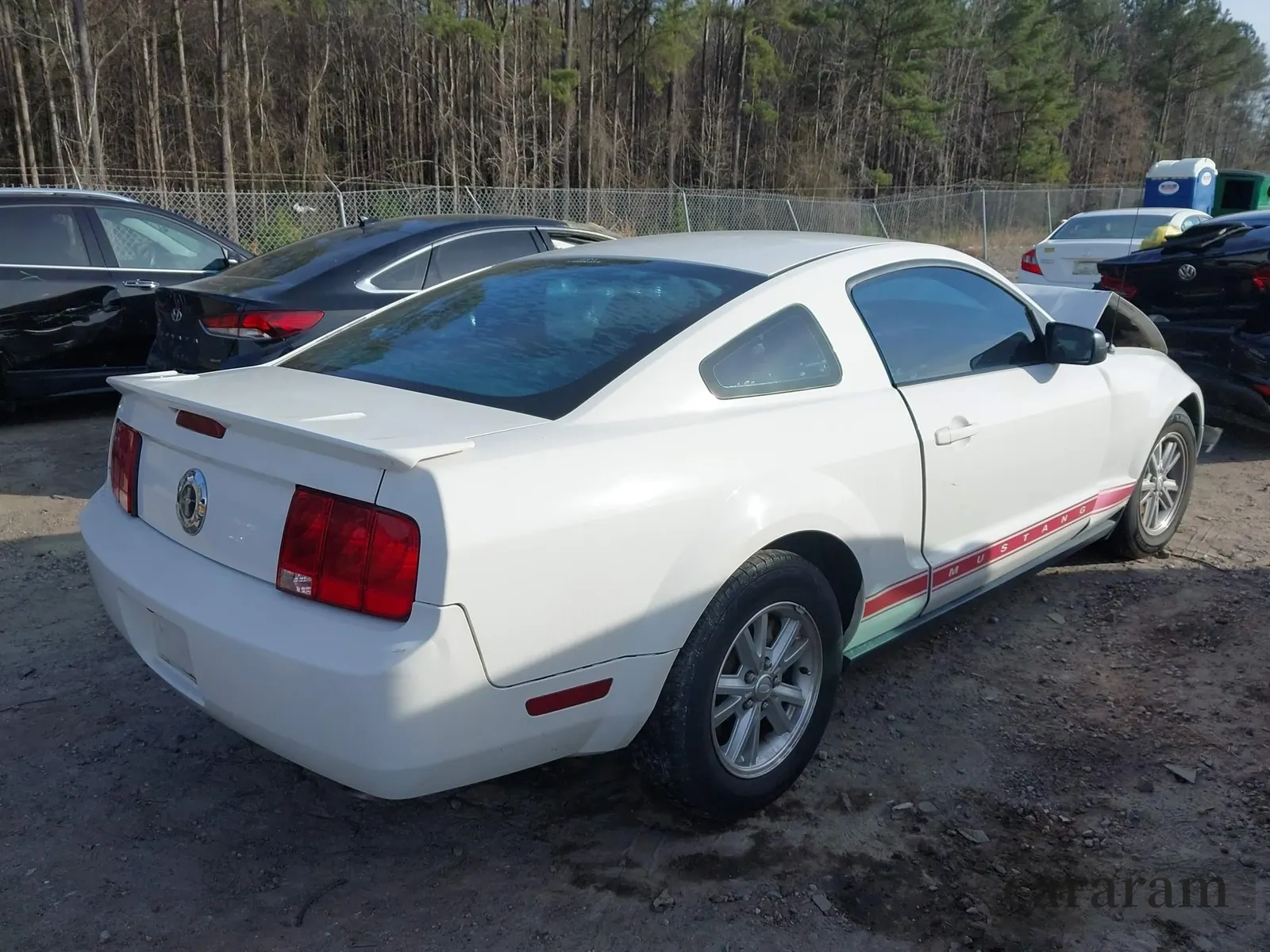 2008 Ford Mustang Deluxe