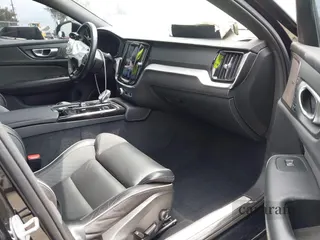 2024 Volvo S60 Ultimate Dark Theme