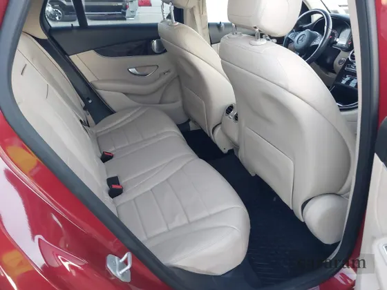 2016 Mercedes-Benz GLC 300