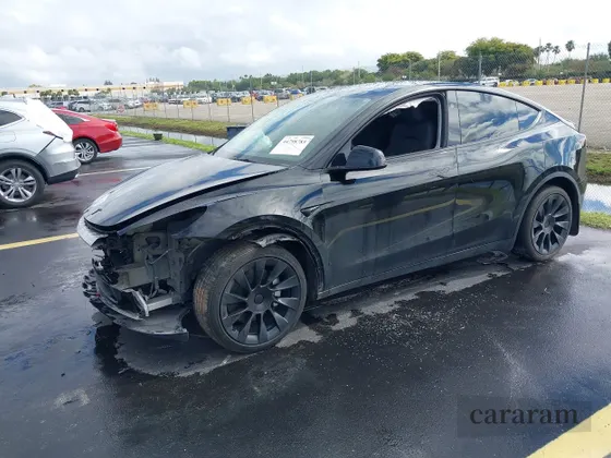 2024 Tesla Model Y Long Range
