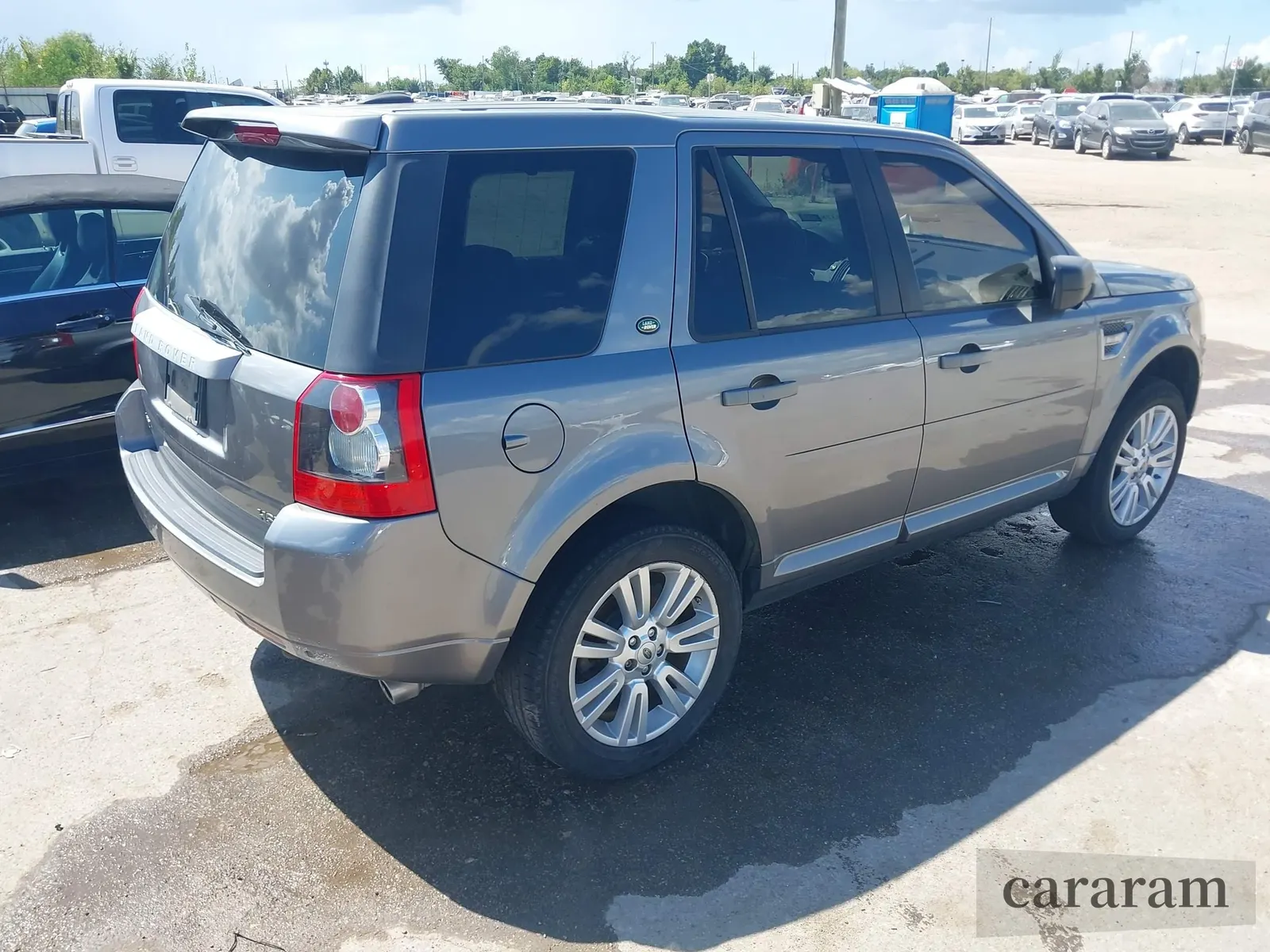 2009 Land Rover LR2 HSE