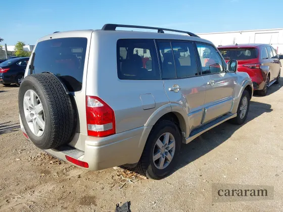2005 Mitsubishi Montero Limited