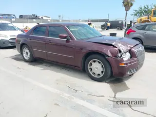 2005 Chrysler 300 Touring