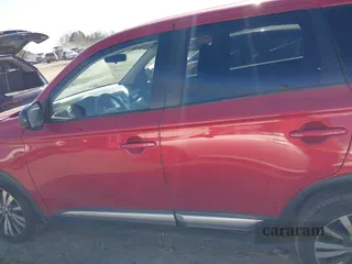 2019 Mitsubishi Outlander ES