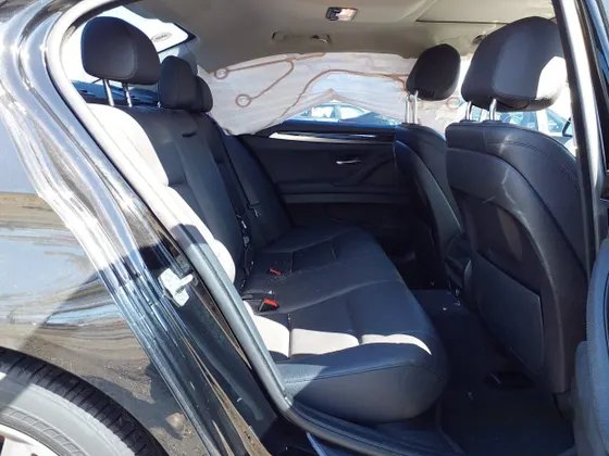 2015 BMW 5 Series 528i xDrive