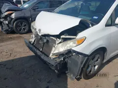 2015 Toyota Sienna LE AAS