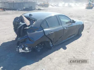 2019 Alfa Romeo Giulia Sport