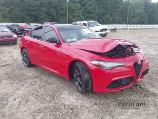 2022 Alfa Romeo Giulia Veloce