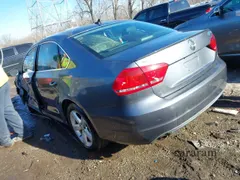 2014 Volkswagen Passat S