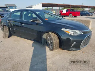 2017 Toyota Avalon XLE