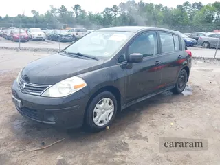 2011 Nissan Versa SL