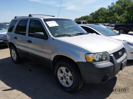 2005 Ford Escape XLT