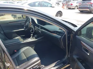2016 Lexus ES 330