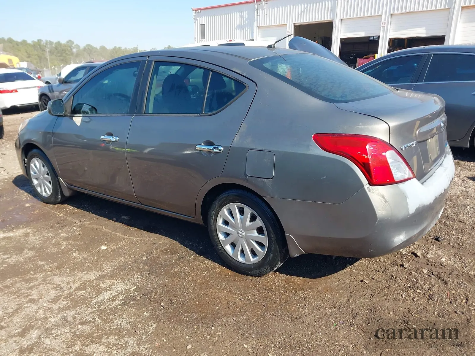 2012 Nissan Versa SV