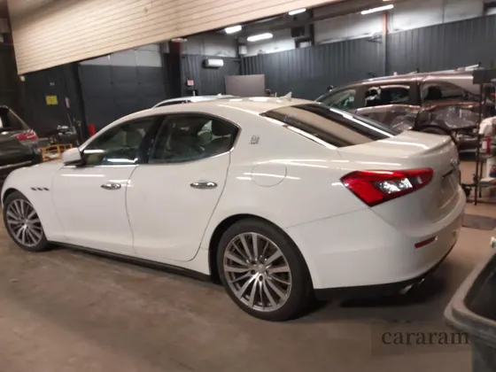 2015 Maserati Ghibli