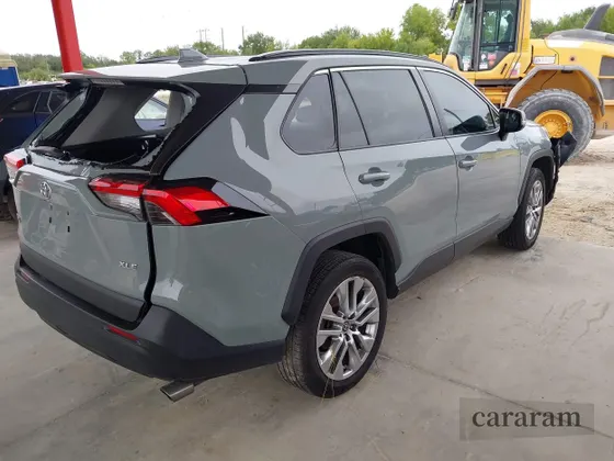 2022 Toyota RAV4 XLE Premium