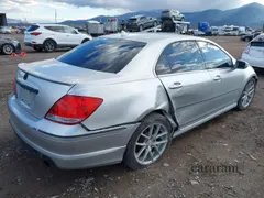 2005 Acura RL