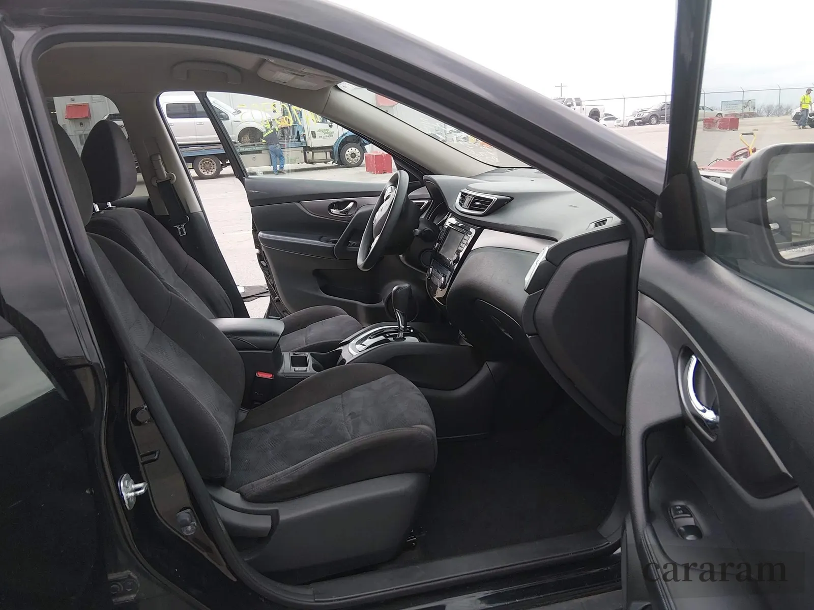 2015 Nissan Rogue S