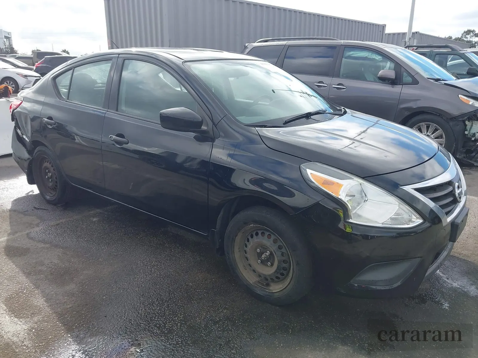 2017 Nissan Versa SV