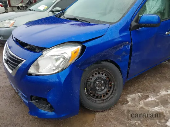 2014 Nissan Versa S