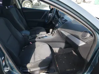 2011 Mazda 3 i Touring
