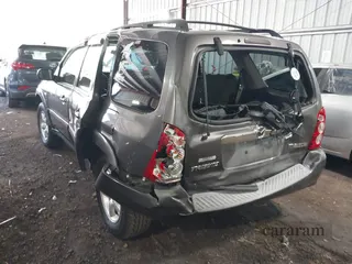 2005 Mazda Tribute S