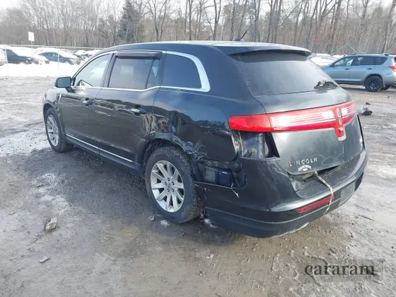 2015 Lincoln MKT