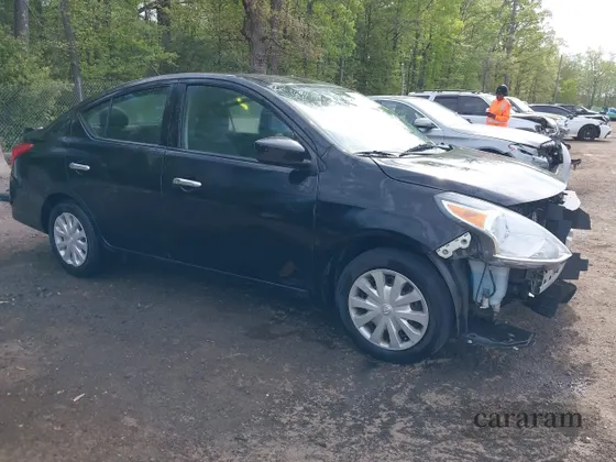 2018 Nissan Versa S Plus