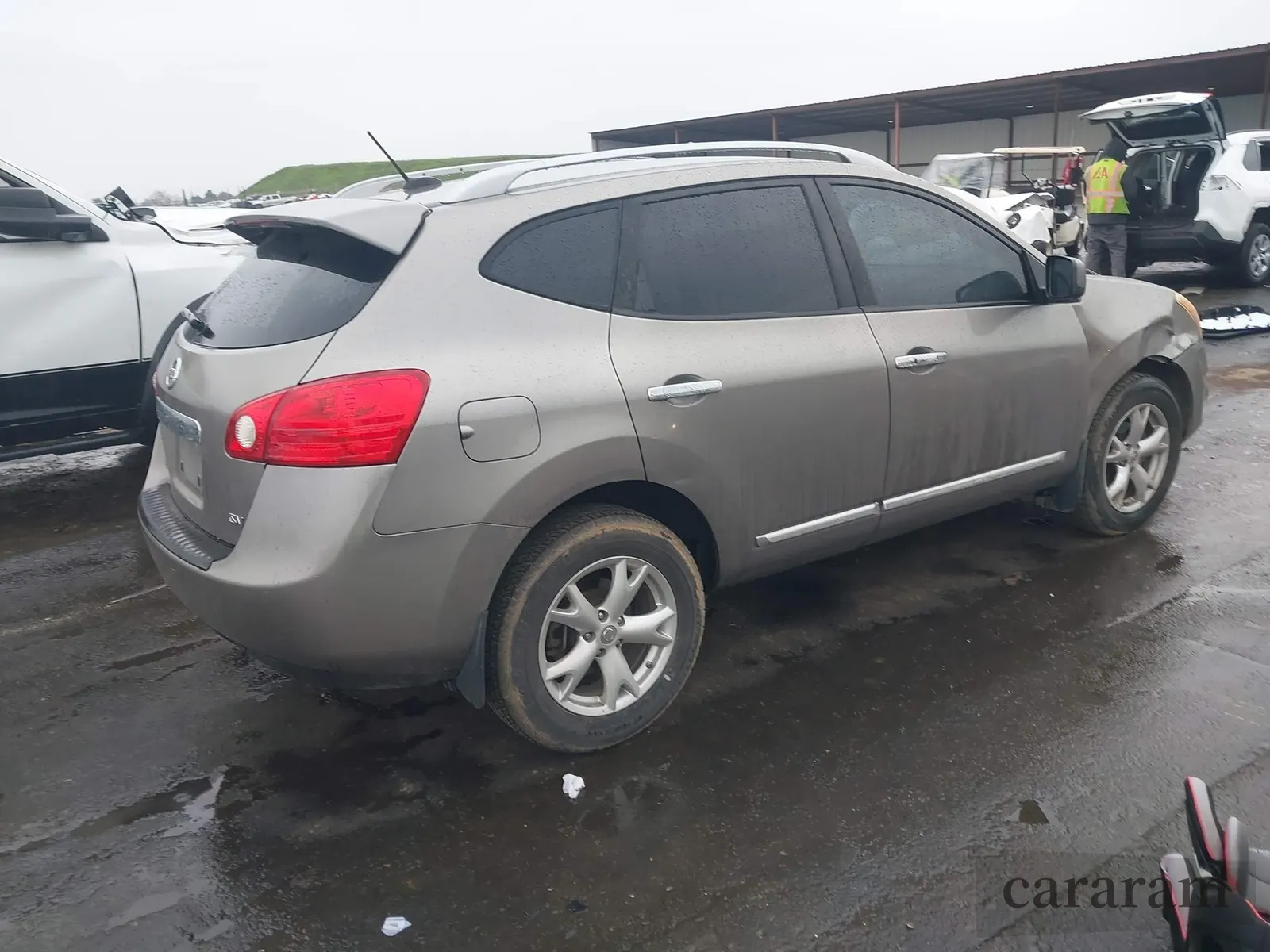 2011 Nissan Rogue SV