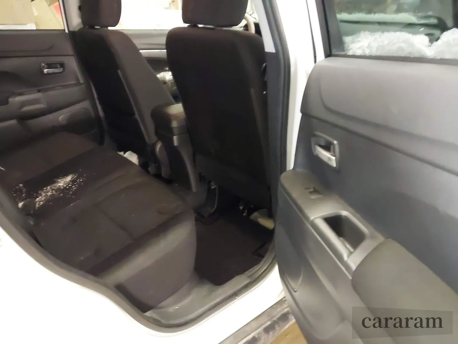 2021 Mitsubishi Outlander ES
