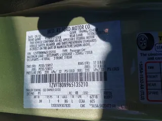 2006 Ford Mustang Standard