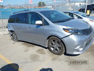 2015 Toyota Sienna SE Premium