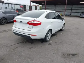 2015 Ford Fiesta SE