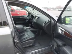 2015 Nissan Pathfinder SL