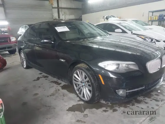 2011 BMW 5 Series 550i